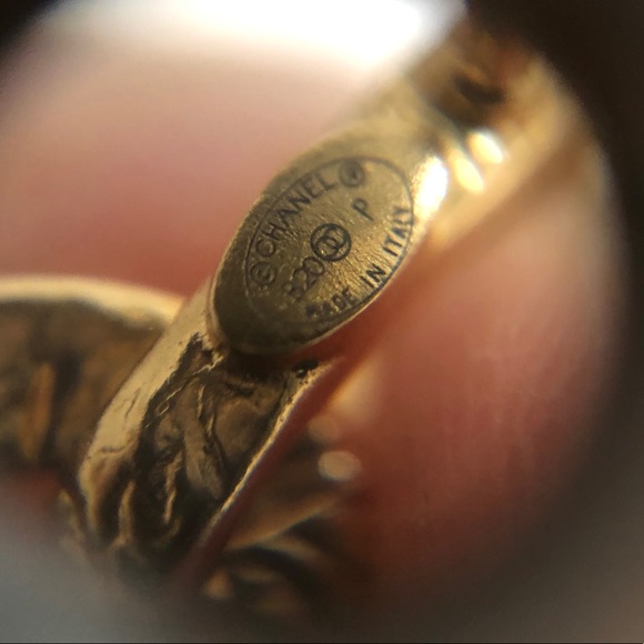 🚫SOLD🚫2020 XL Chanel Chain CC Logo Drop Earrings - Picture 9 of 9